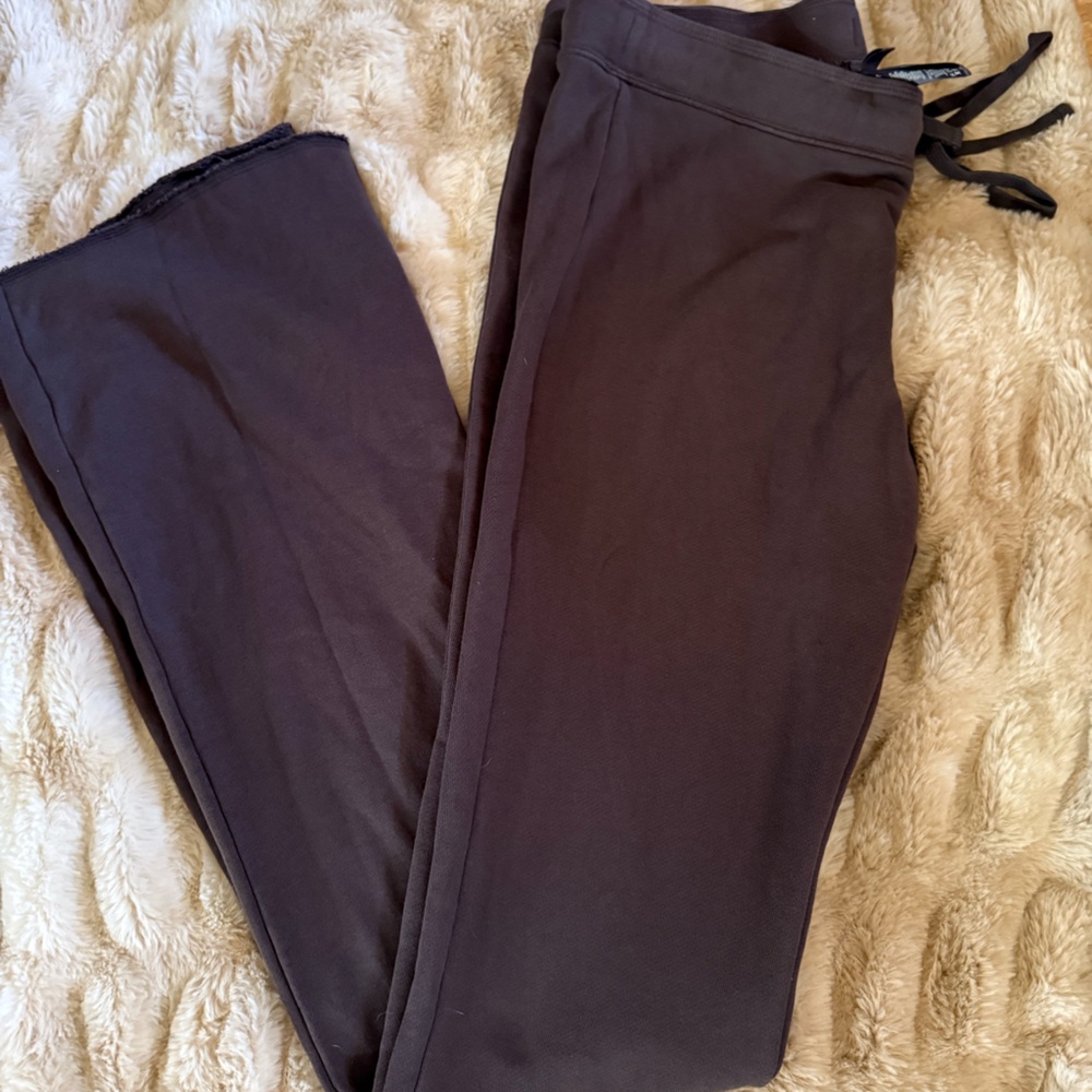 SKIMS Brown Sweatpants